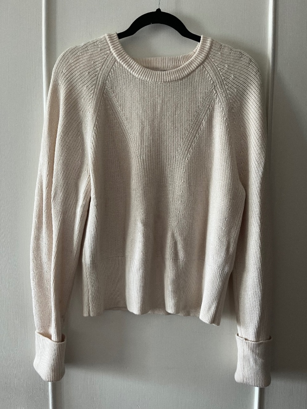 Cream Banana Republic Merino Wool Sweater, Size Medium